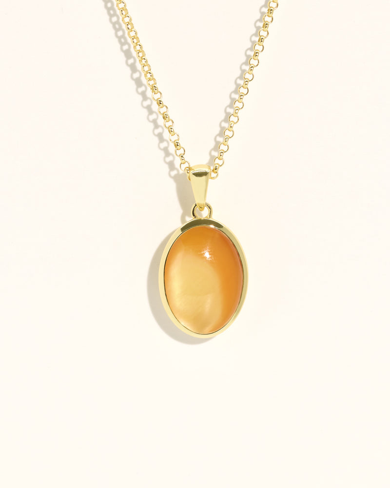 Oval Stone Necklace - Silk Shell